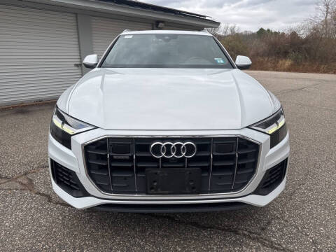 2019 Audi Q8 quattro Premium Plus 55 TFSI