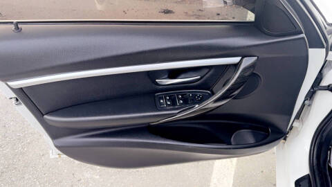 2018 BMW 3 Series 330i xDrive