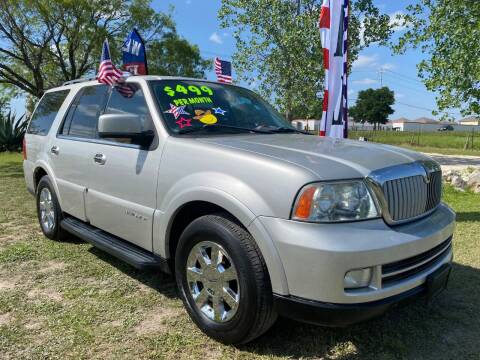2006 Lincoln Navigator for sale at JACOB'S AUTO SALES in Kyle TX