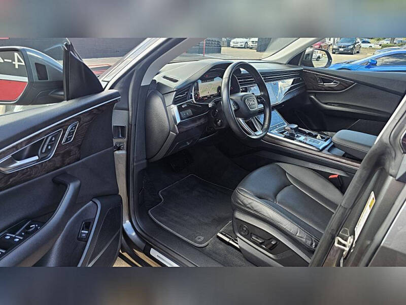 2019 Audi Q8 quattro Premium Plus 55 TFSI