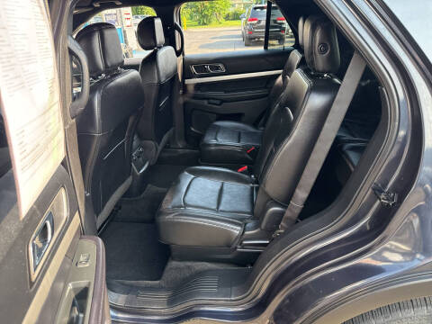 2017 Ford Explorer XLT