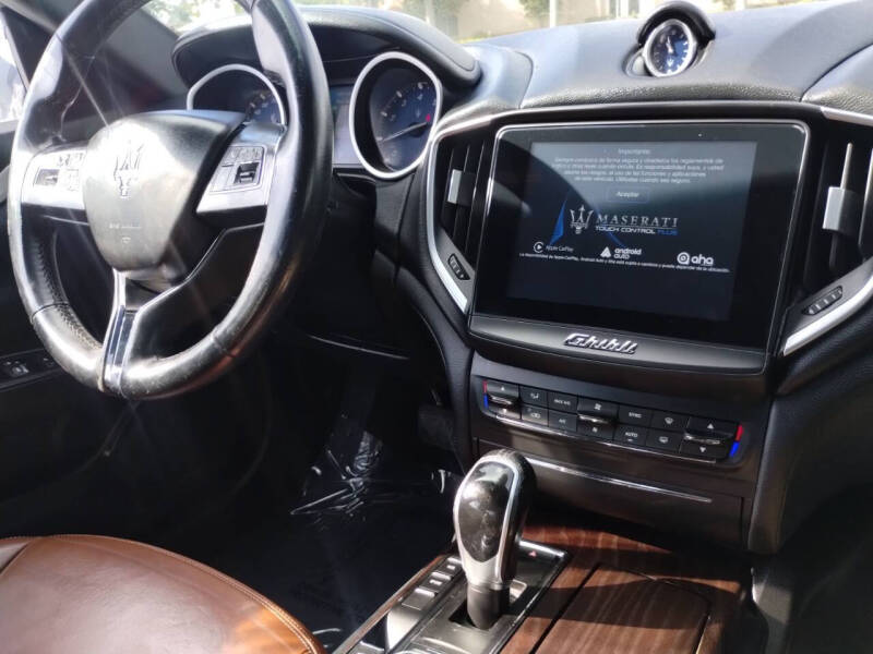 2017 Maserati Ghibli