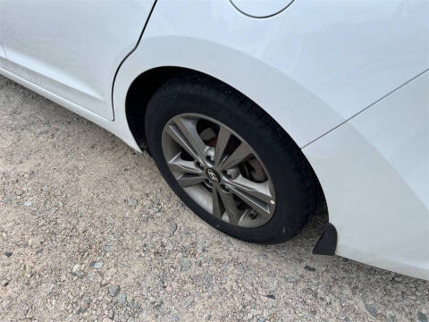 2018 Hyundai Elantra