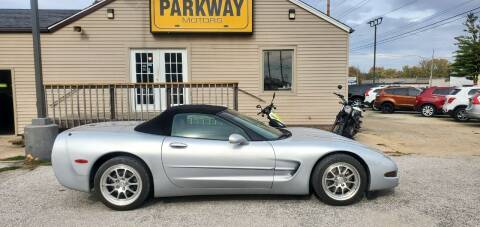 2000 Chevrolet Corvette for sale at Parkway Motors in Springfield IL