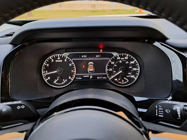 2024 Nissan Pathfinder SL