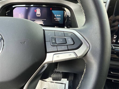 2025 Volkswagen Atlas Cross Sport SE 4Motion