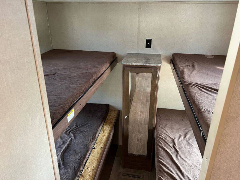 2017 Keystone RV Dutchman