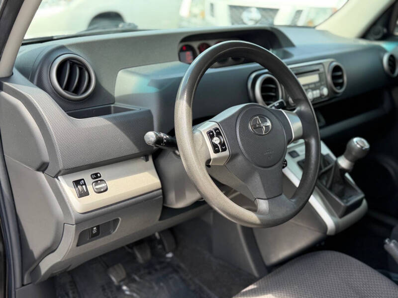 2009 Scion xB