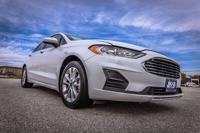 2020 Ford Fusion SE