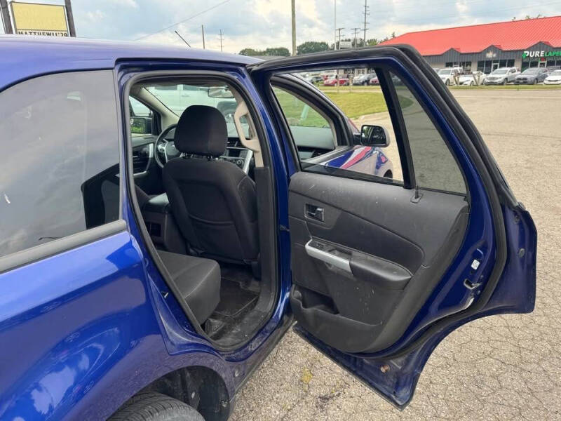 2013 Ford Edge SE
