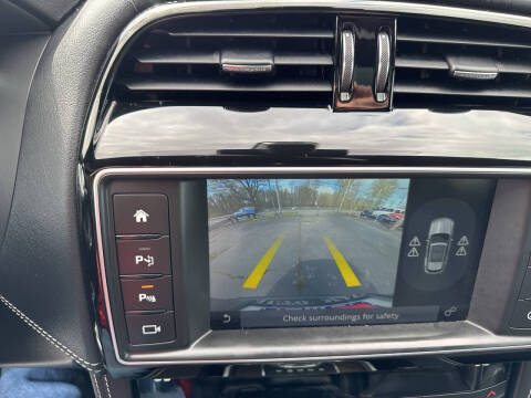 2017 Jaguar F-PACE 35t R-Sport