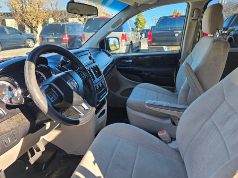 2012 RAM C/V