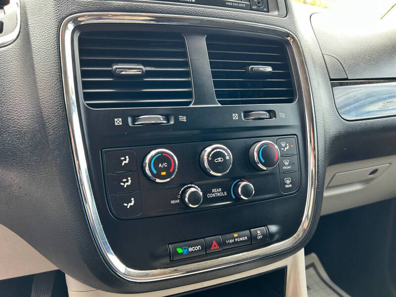 2016 Dodge Grand Caravan SXT