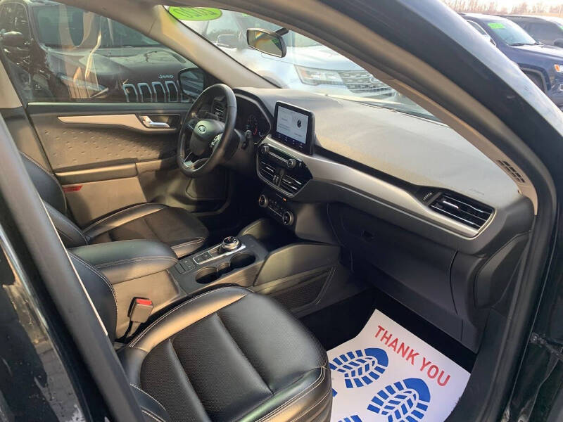 2020 Ford Escape SEL