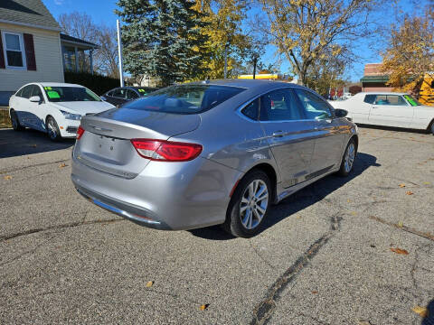 2015 Chrysler 200 Limited