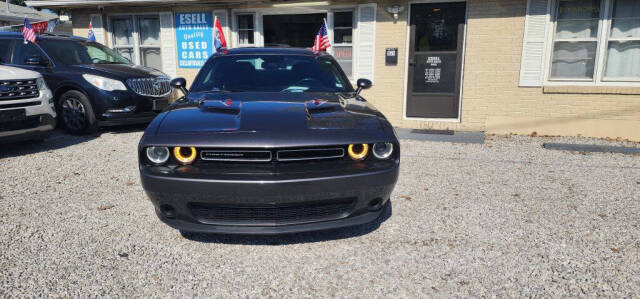 2016 Dodge Challenger for sale at ESELL AUTO SALES in Cahokia, IL