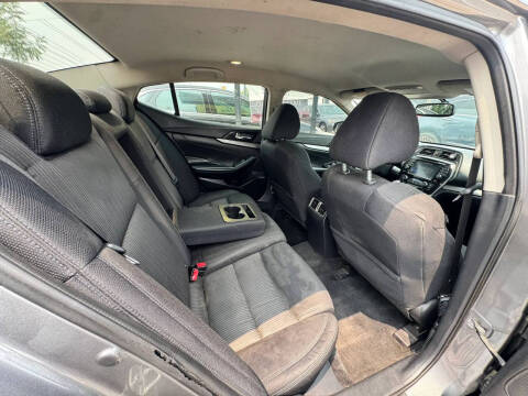 2017 Nissan Maxima