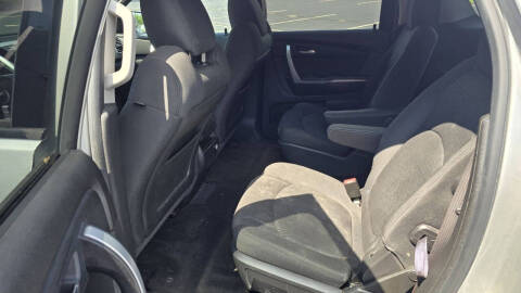 2011 GMC Acadia SLE