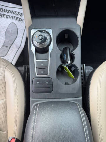 2021 Ford Escape SEL