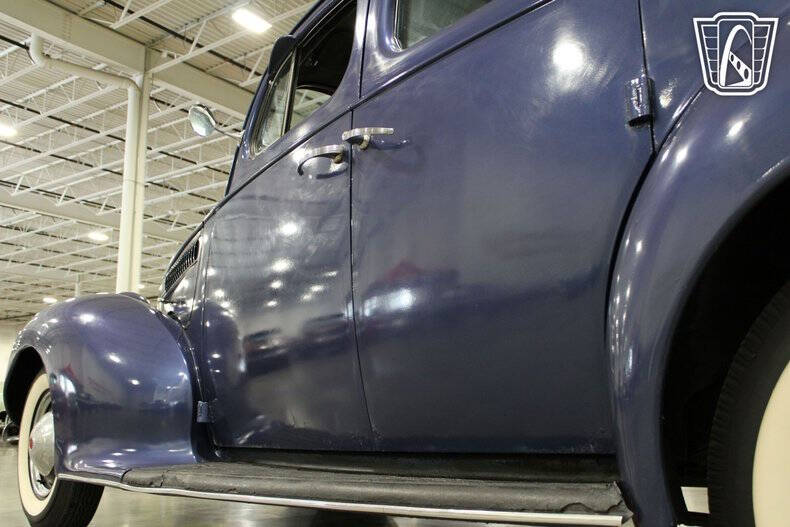1939 Packard Six