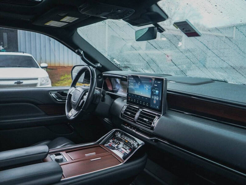 2023 Lincoln Navigator Reserve