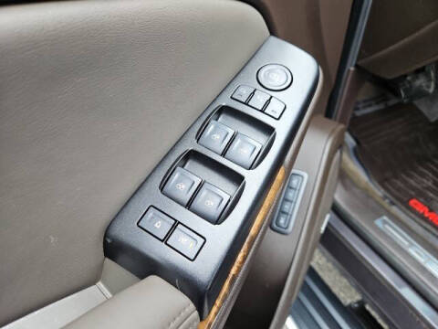 2016 GMC Yukon Denali