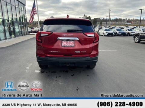 2022 GMC Terrain SLE