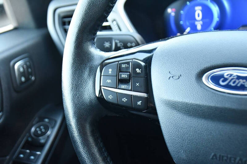 2021 Ford Escape Hybrid Titanium