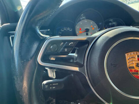 2015 Porsche Macan S