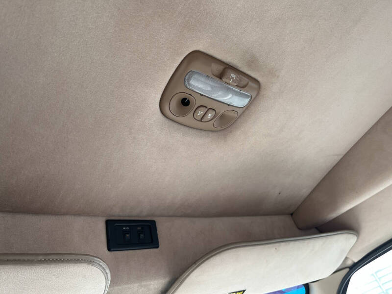 2000 Ford E-Series E-150