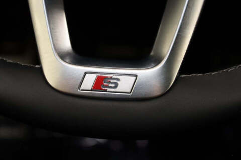 2024 Audi SQ8 4.0T quattro Premium Plus