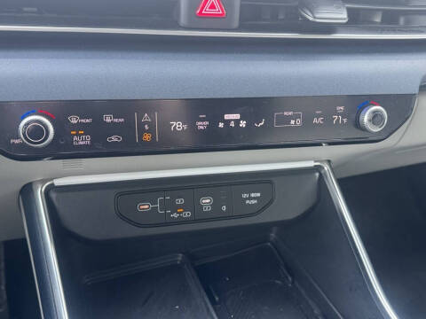 2025 Kia Carnival Hybrid EX