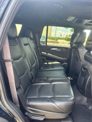 2017 Cadillac Escalade Platinum