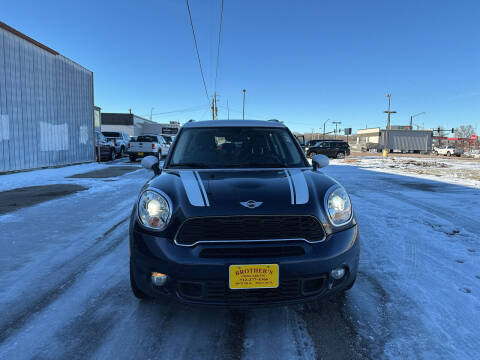 2014 MINI Countryman for sale at Brothers Used Cars Inc in Sioux City IA
