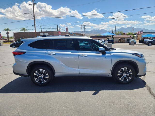 2020 Toyota Highlander Hybrid XLE