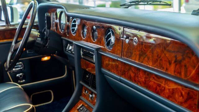 1989 Rolls-Royce Corniche