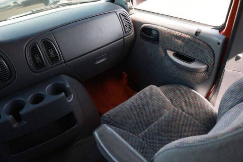 2000 Dodge Ram Van 3500 Maxi