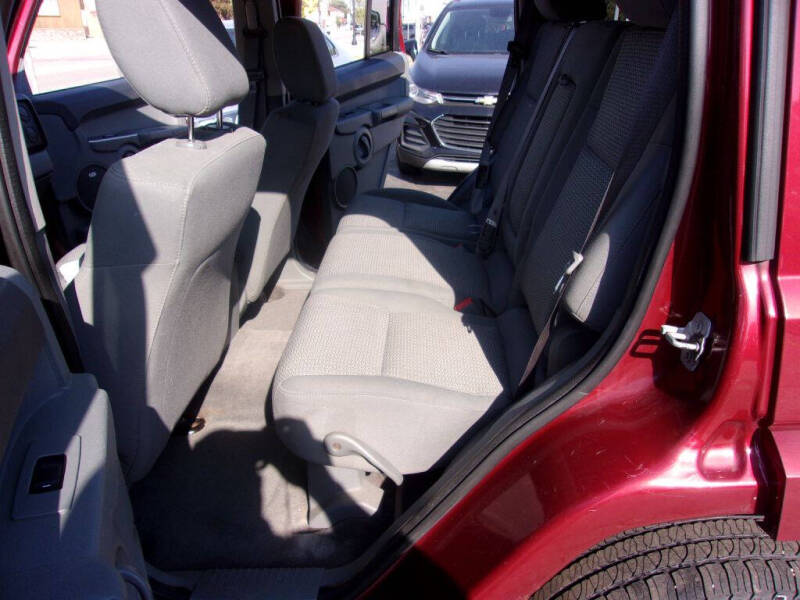 2007 Jeep Commander Sport