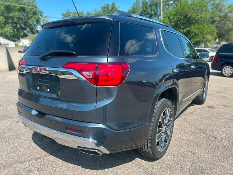 2019 GMC Acadia Denali