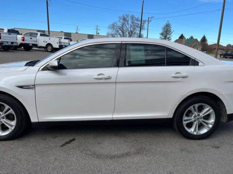 2019 Ford Taurus SEL