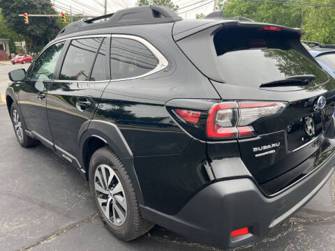 2023 Subaru Outback Premium