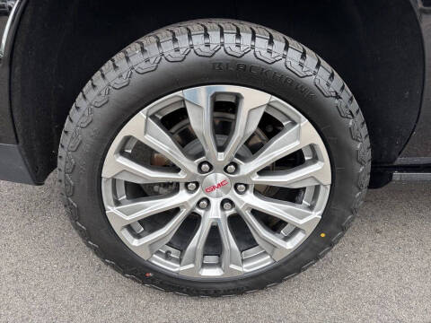 2023 GMC Yukon XL Denali