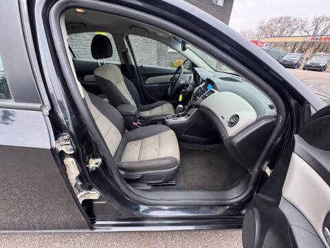 2014 Chevrolet Cruze LS Auto