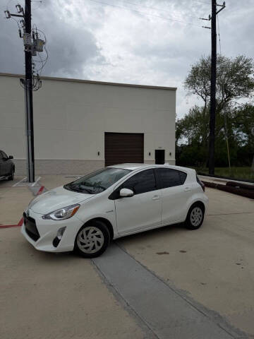 2016 Toyota Prius c One