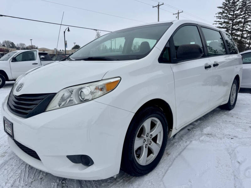 2013 Toyota Sienna L 7-Passenger