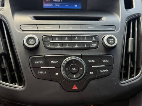 2017 Ford Focus SE