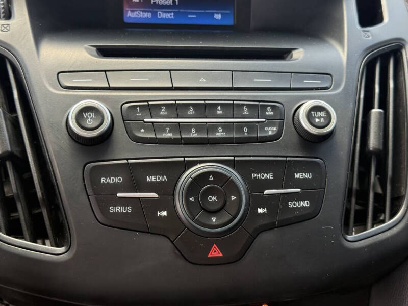 2017 Ford Focus SE