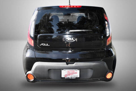 2015 Kia Soul +