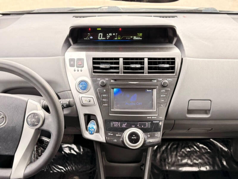 2012 Toyota Prius v Five