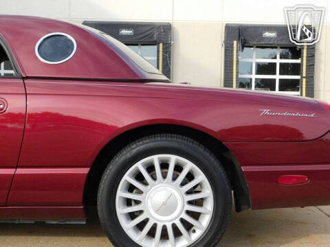 2004 Ford Thunderbird Deluxe